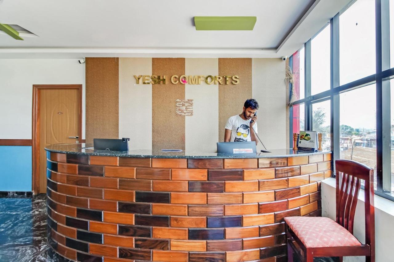 Oyo28303耶什舒适酒店 马迪凯里 外观 照片