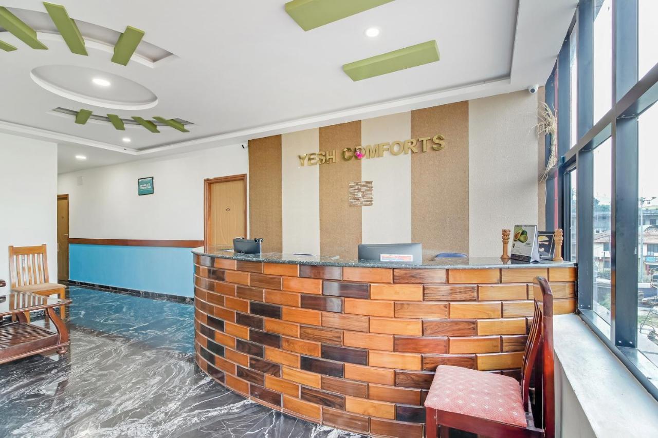 Oyo28303耶什舒适酒店 马迪凯里 外观 照片